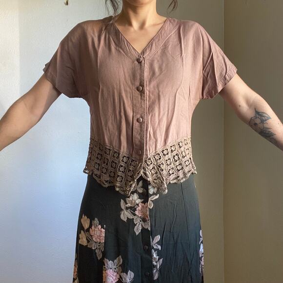 Short Sleeve Button Top With Cutout - Picture 3 of 7